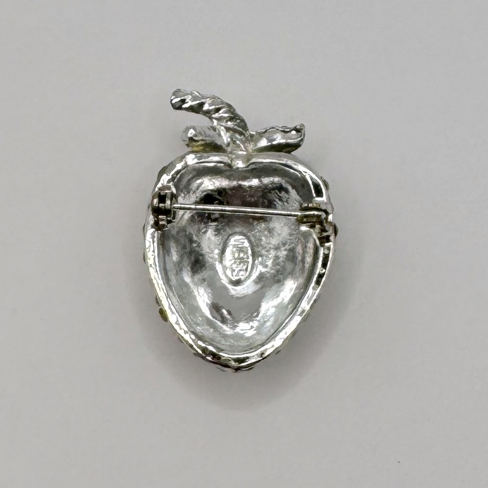 ALBERT WEISS Vintage Crystal Strawberry Brooch - Picture 8 of 11